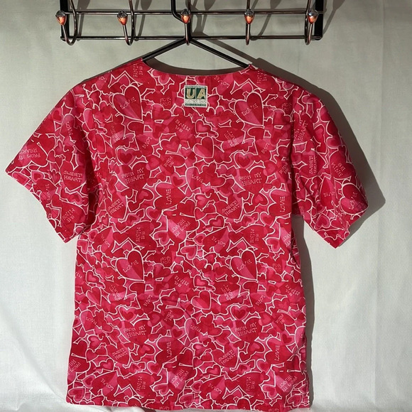 UA Scrubs Perfect for Valentine’s Day - Picture 3 of 4